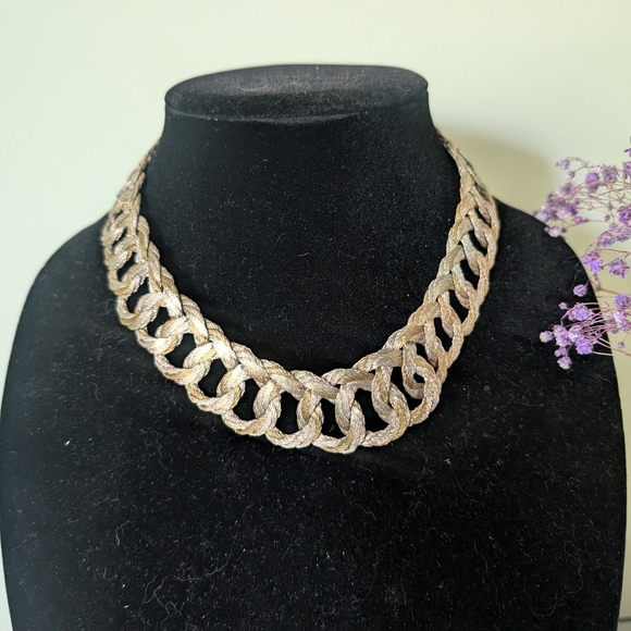 Elegant Gold and Silver Woven Metal Necklace And Matching Belt Made In Greece - Picture 5 of 11